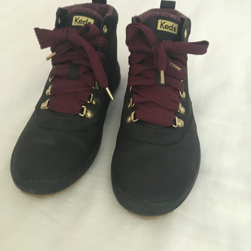 Keds Women's Scout Boot - size 8